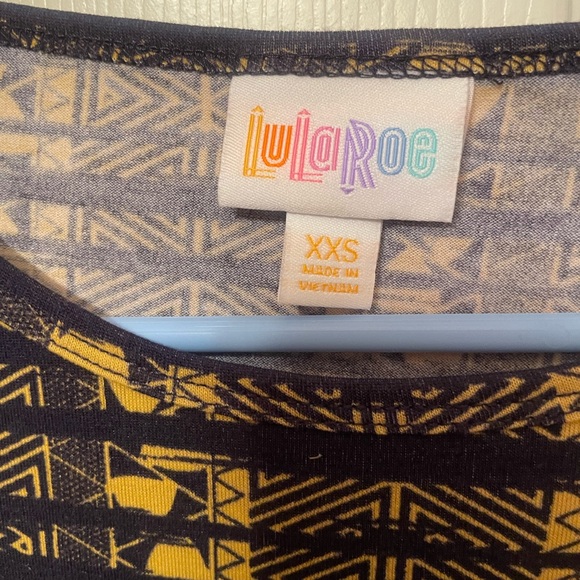 NWT ✨ Women’s LuLaRoe Tunic “Irma” Tee ✨ “Simply Comfortable” ✨ XXS - Picture 2 of 5